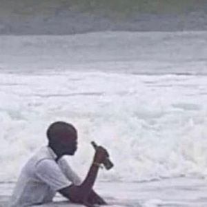 Meet your Posher, Derrick